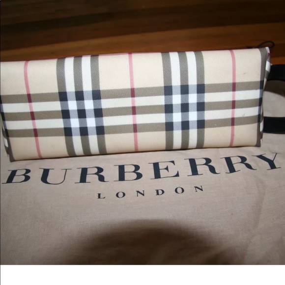 Burberry Handbags - 100% Authentic Burberry Petite Nova Handbag